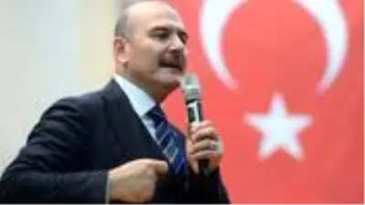 Trafiğe neden olduğu iddialarına Soylu'dan manidar yanıt: Özür dilerim, olmamam gereken bir yerdeydim Trafiğe neden olduğu iddialarına Soylu'dan manidar yanıt: Özür dilerim, olmamam gereken bir yerdeydim