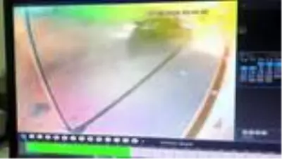 Avcılar'da polise silahlı saldırı güvenlik kamerasında Avcılar'da polise silahlı saldırı güvenlik kamerasında