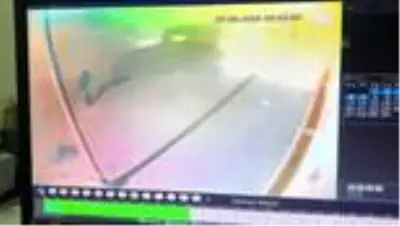 Avcılar'da polise silahlı saldırı güvenlik kamerasında Avcılar'da polise silahlı saldırı güvenlik kamerasında
