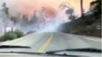 California'daki yangınlar nedeniyle 5 bölgede acil durum ilanıMahsur kalan 200'ü aşkın kampçı... California'daki yangınlar nedeniyle 5 bölgede acil durum ilanıMahsur kalan 200'ü aşkın kampçı...