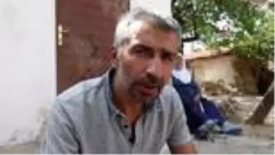 Habersiz çekilen pencere fotoğrafı ile yerli gazoz firmasının reklam yüzü oldu Habersiz çekilen pencere fotoğrafı ile yerli gazoz firmasının reklam yüzü oldu
