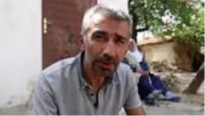 Habersiz çekilen pencere fotoğrafı ile yerli gazoz firmasının reklam yüzü oldu Habersiz çekilen pencere fotoğrafı ile yerli gazoz firmasının reklam yüzü oldu
