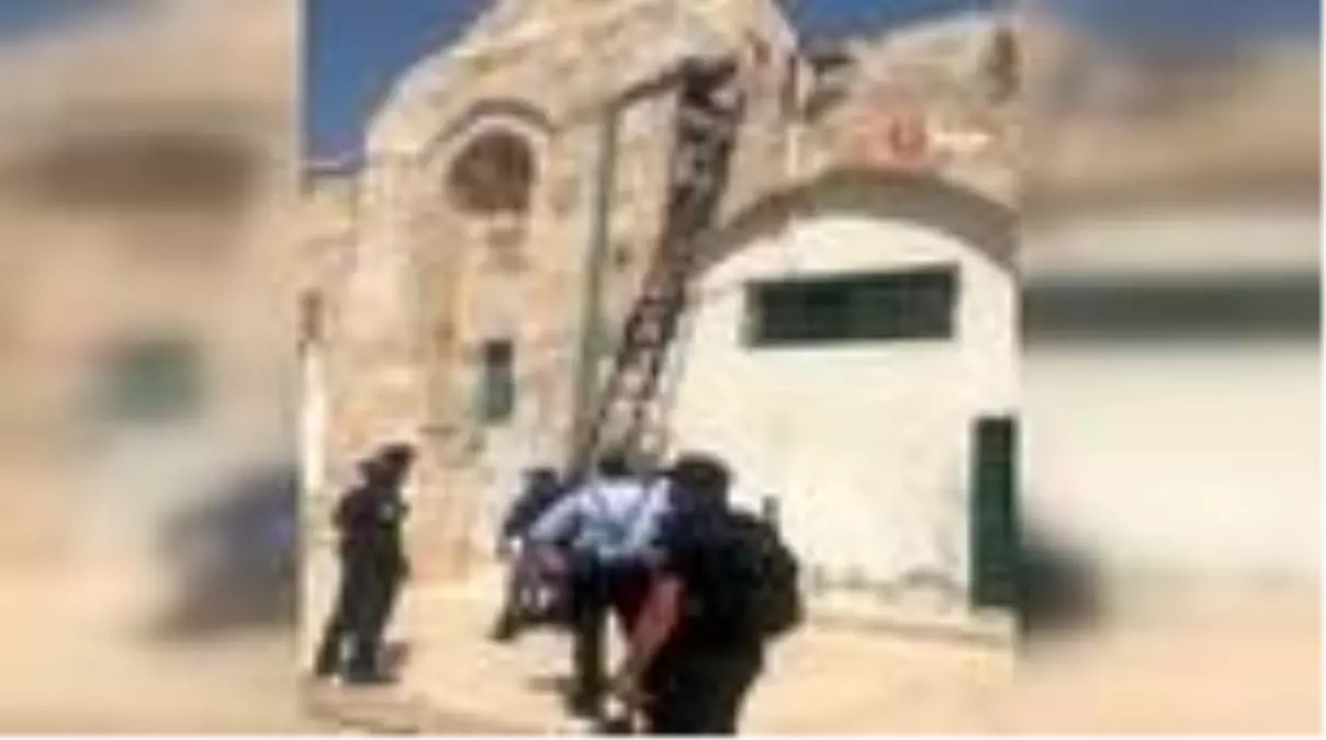 İsrail güçleri Mescid-i Aksa'ya hoparlör yerleştirdi