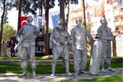 Son dakika... Kuşadalı Çanakkale Şehitleri'nin isimleri Kahramanlar Parkı'nda yaşatılacak Son dakika... Kuşadalı Çanakkale Şehitleri'nin isimleri Kahramanlar Parkı'nda yaşatılacak