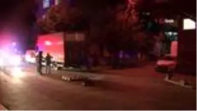 Sarıyer'de korkutan patlama: Mahalleli sokağa döküldü Sarıyer'de korkutan patlama: Mahalleli sokağa döküldü