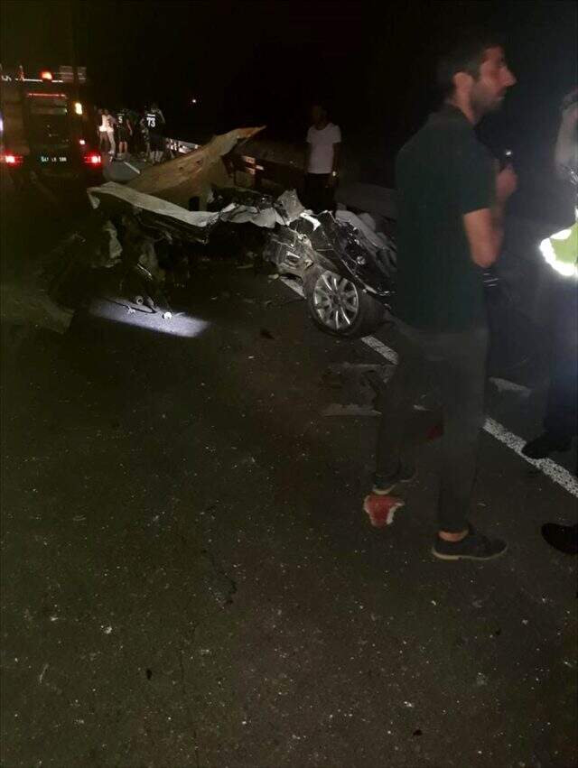 Son dakika: Mardin'de zincirleme trafik kazası: 6 kişi öldü, 2 kişi ağır yaralandı