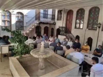 Taksi işletmecilerin sorunu masaya yatırıldı Taksi işletmecilerin sorunu masaya yatırıldı