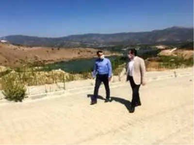 Vali Orhan Tavlı Milas OSB alanında incelemede bulundu Vali Orhan Tavlı Milas OSB alanında incelemede bulundu