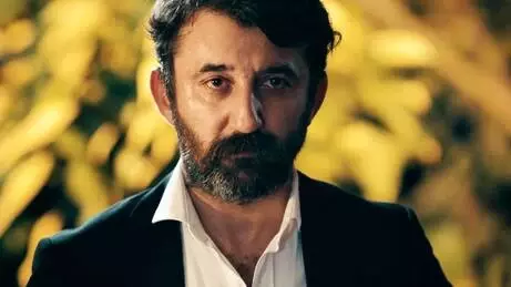C¸ukur 4.Sezon 2. Bo¨lu¨m Fragman C¸ukur 4.Sezon 2. Bo¨lu¨m Fragman