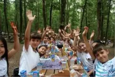 Gönüllülük faaliyetlerinde bir yılda 4 bini aşkın çocuğa ulaşıldı Gönüllülük faaliyetlerinde bir yılda 4 bini aşkın çocuğa ulaşıldı