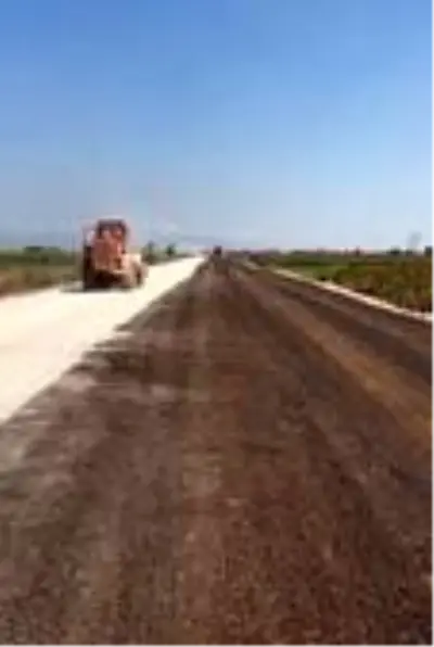 Karacabey Ovahamidiye-Okçugöl yolu tam gaz ilerliyor Karacabey Ovahamidiye-Okçugöl yolu tam gaz ilerliyor