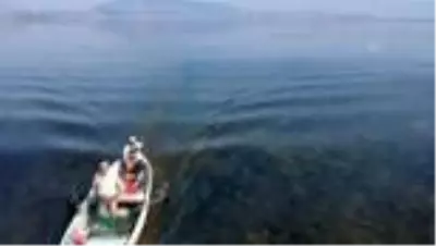 Son dakika... Marmara Gölü'nde su seviyesi yüzde 1,5'a kadar düştü Son dakika... Marmara Gölü'nde su seviyesi yüzde 1,5'a kadar düştü