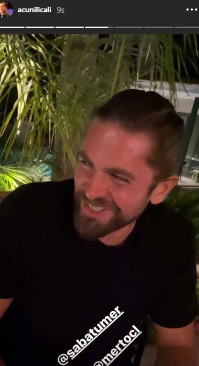 Saba Tümer, Mert Öcal'a hayran kaldı: Bu güzelliğin Survivor'da olduğunu bilseydim ben de giderdim