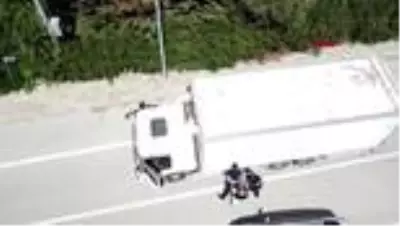 ANTALYA 56 bin kişiye ulaşacak uyuşturucu salça kutularında yakalandı ANTALYA 56 bin kişiye ulaşacak uyuşturucu salça kutularında yakalandı