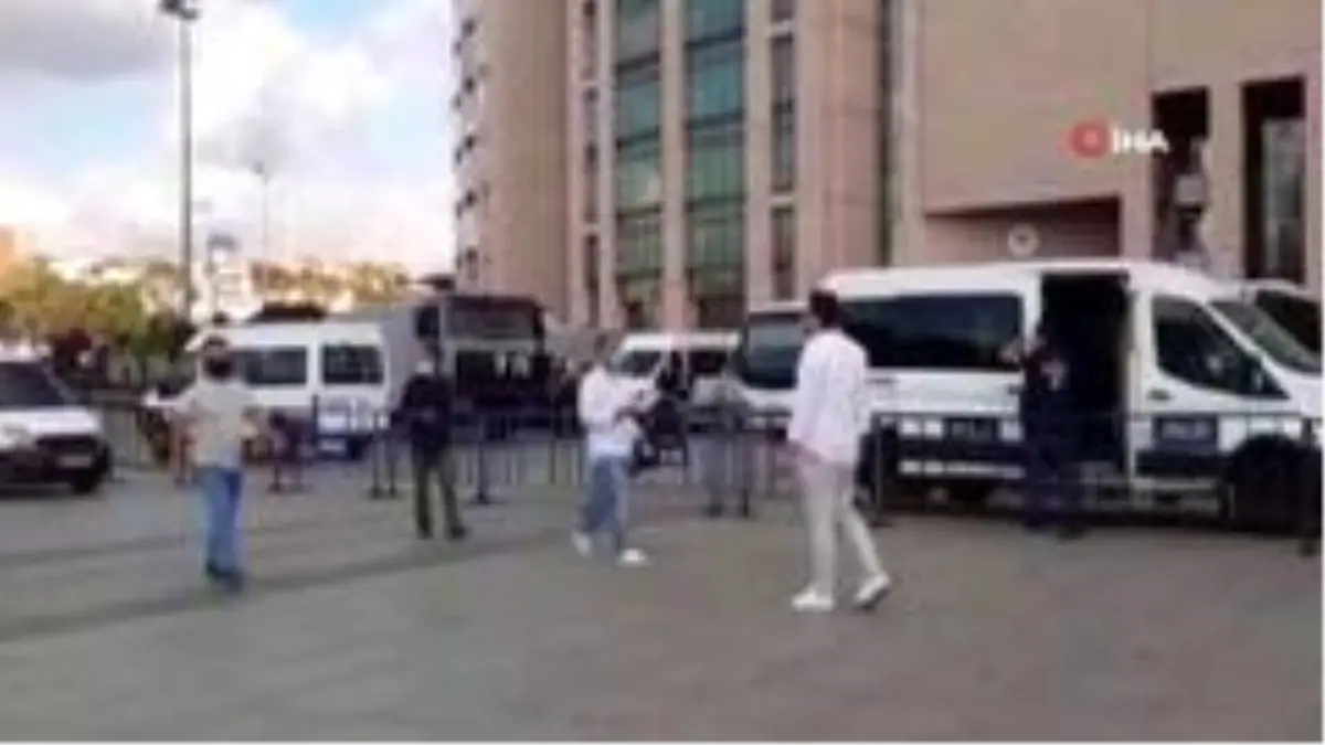 Çağlayan Adliyesi önünde silahlı çatışma: 4 gözaltı