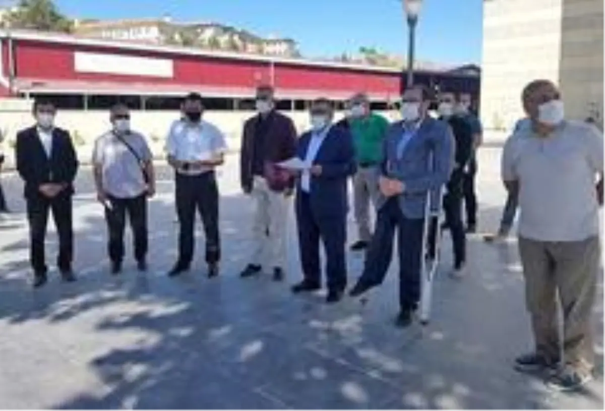 Elazığ'dan Erol Mütercimler hakkında suç duyurusu