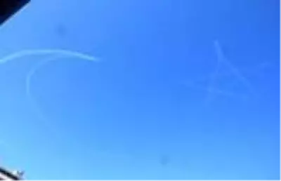 İzmir'in kurtuluş gününe coşkulu kutlama İzmir'in kurtuluş gününe coşkulu kutlama