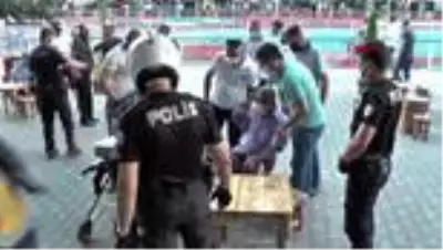 KARABÜK İki grubun kavgasında, bölgeden geçen 3 kişi yaralandı KARABÜK İki grubun kavgasında, bölgeden geçen 3 kişi yaralandı