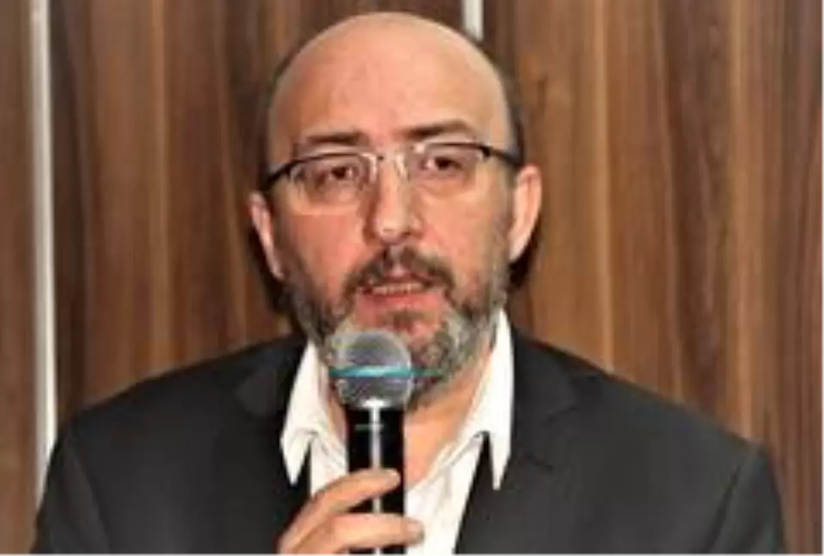 KİHMED'ten Erol Mütercimler hakkında suç duyurusu