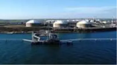 Marmara'daki doğal gaz boru hatlarının 500 metre yakınına gemilerin demirlemesi yasaklandı Marmara'daki doğal gaz boru hatlarının 500 metre yakınına gemilerin demirlemesi yasaklandı