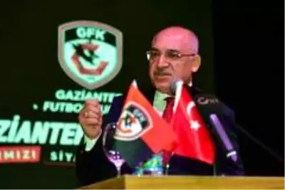 Mehmet Büyükekşi: 'Galatasaray maçında puan veya puanlar bekliyoruz' Mehmet Büyükekşi: 'Galatasaray maçında puan veya puanlar bekliyoruz'