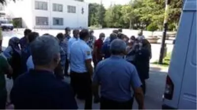 Öğretim görevlisi çalıştığı kütüphanenin girişinde ölü bulundu