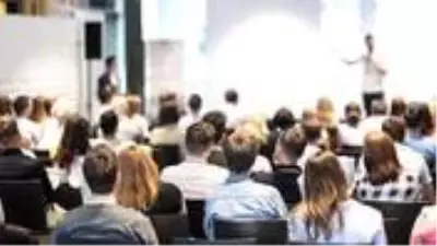Seminerde koronavirüs alarmı! 12 öğretmen karantinaya alındı Seminerde koronavirüs alarmı! 12 öğretmen karantinaya alındı