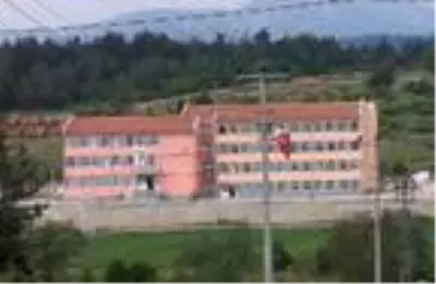 Seminerde koronavirüs alarmı! 12 öğretmen karantinaya alındı Seminerde koronavirüs alarmı! 12 öğretmen karantinaya alındı
