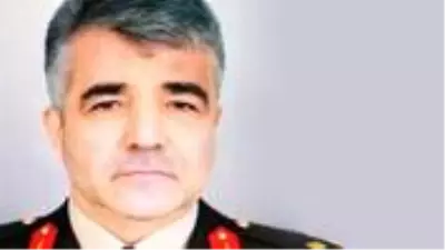 Son Dakika: Tuğgeneral Sezgin Erdoğan, İdlib'deki harekat bölgesinde rahatsızlanarak şehit oldu Son Dakika: Tuğgeneral Sezgin Erdoğan, İdlib'deki harekat bölgesinde rahatsızlanarak şehit oldu