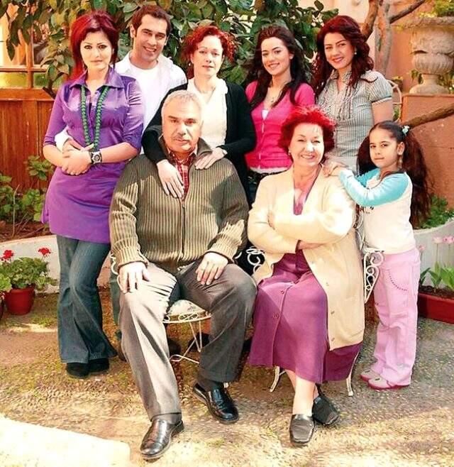 Yaprak Dökümü'nün Ayşe'si Şebnem Ceceli'nin yeni halini görenler tanıyamadı Yaprak Dökümü'nün Ayşe'si Şebnem Ceceli'nin yeni halini görenler tanıyamadı