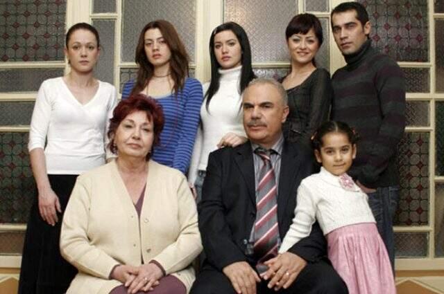 Yaprak Dökümü'nün Ayşe'si Şebnem Ceceli'nin yeni halini görenler tanıyamadı Yaprak Dökümü'nün Ayşe'si Şebnem Ceceli'nin yeni halini görenler tanıyamadı