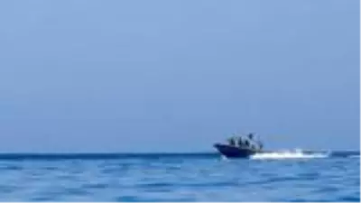 Yunanistan'dan gerilimi artıran adım! Ağır silahlı Zodyak botlarıyla Meis Adası'nda devriye atıyor Yunanistan'dan gerilimi artıran adım! Ağır silahlı Zodyak botlarıyla Meis Adası'nda devriye atıyor