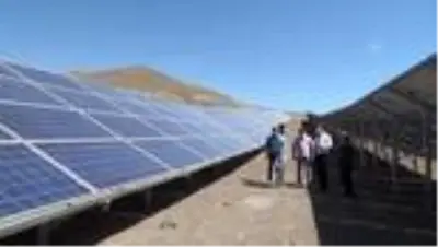 3 bin 500 panellik güneş enerji sistemi santrali kuruldu 3 bin 500 panellik güneş enerji sistemi santrali kuruldu