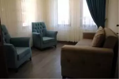 Bakan Kurum, şantiyeye dönen Elazığ'da deprem konutlarını inceledi