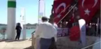 Mavi Vatan: Balıkesir Büyükşehir Belediye Meclis toplantısı Ege Denizi'nde teknede yapıldı Mavi Vatan: Balıkesir Büyükşehir Belediye Meclis toplantısı Ege Denizi'nde teknede yapıldı