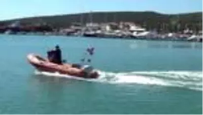 Balıkesir Büyükşehir Belediye Meclis toplantısı Ege Denizi'nde teknede yapıldı Balıkesir Büyükşehir Belediye Meclis toplantısı Ege Denizi'nde teknede yapıldı