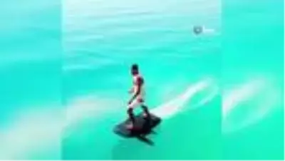 Kenan Sofuoğlu'ndan Salda'da fliteboard şov