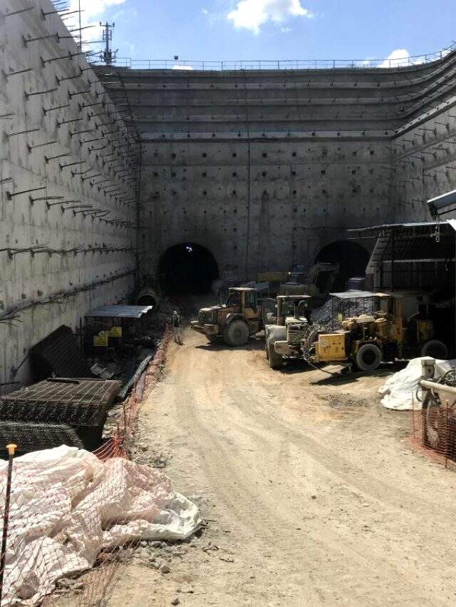 Kocaeli ve İstanbul'u birleştirecek Gebze-Darıca metro hattında çalışmalar sürüyor