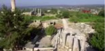 Mersin Üniversitesi: MERSİN Kazıda ortaya çıkan Roma yolu ve mezarları gezginleri bekliyor Mersin Üniversitesi: MERSİN Kazıda ortaya çıkan Roma yolu ve mezarları gezginleri bekliyor