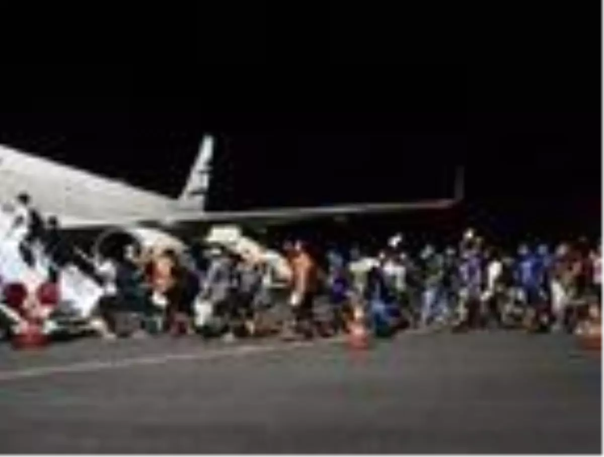 Son dakika haber! Moria kampından Selanik'e 200 çocuk tahliye edildi