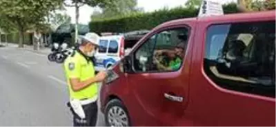 Sakarya'da maske takmayan kişilere ilginç ceza Sakarya'da maske takmayan kişilere ilginç ceza
