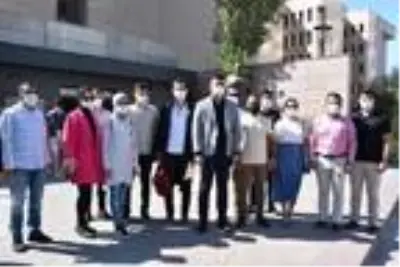 AK Parti İzmir İl Gençlik Kolları'ndan Erol Mütercimler'e suç duyurusu