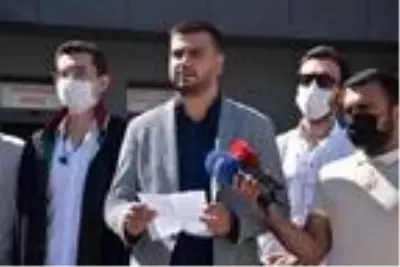 AK Parti İzmir İl Gençlik Kolları'ndan Erol Mütercimler'e suç duyurusu