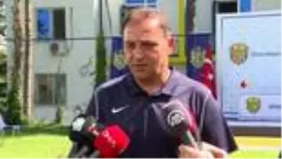 Ankaragücü yeni transferlerini tanıttı - Fuat Çapa (2) Ankaragücü yeni transferlerini tanıttı - Fuat Çapa (2)
