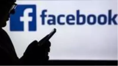 Geliştirdiği uygulamayla 16 yıl sonra özüne dönen Facebook'a sadece öğrenciler girebilecek Geliştirdiği uygulamayla 16 yıl sonra özüne dönen Facebook'a sadece öğrenciler girebilecek