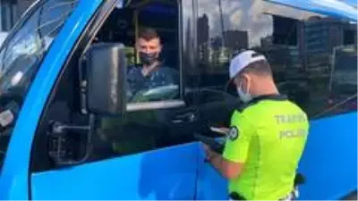 İstanbul'da toplu taşıma denetimleri devam ediyor İstanbul'da toplu taşıma denetimleri devam ediyor