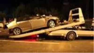 İzmir'de trafik kazası: 2 ölü, 2 yaralı