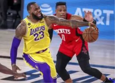 Los Angeles Lakers'tan final için önemli adım Los Angeles Lakers'tan final için önemli adım