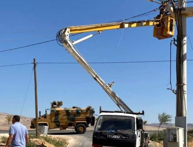 Mardin'de bir mahalle DEDAŞ'a karşı üç gündür eylemde! Mardin'de bir mahalle DEDAŞ'a karşı üç gündür eylemde!