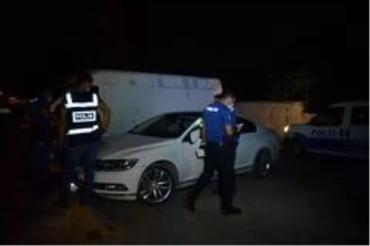 Son Dakika | Polisin 'dur' ihtarına uymayıp kaçan 4 kişi kovalamaca sonucu yakalandı